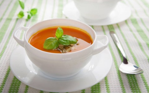 Sărbători sănătoase: alimentație echilibrată și exercițiu fizic